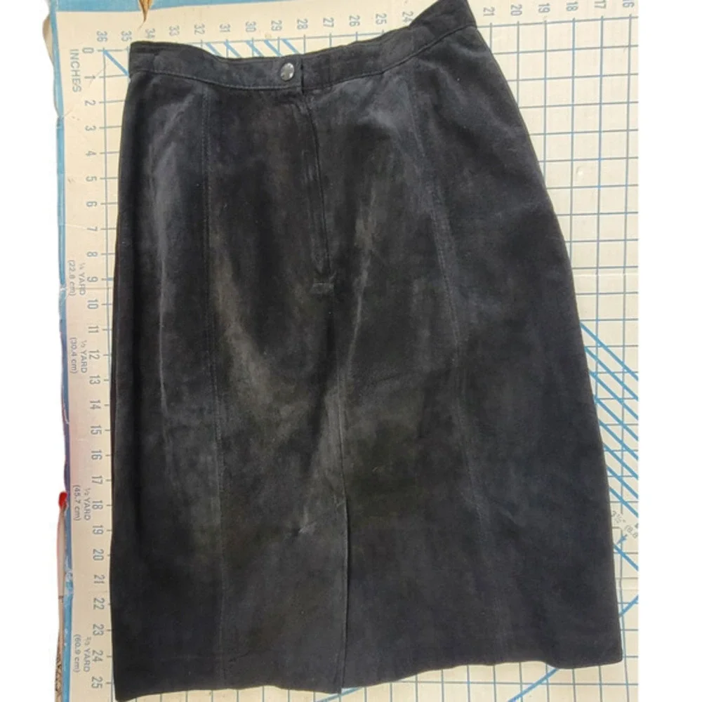 Bianca Vintage Leather Suede Pockets Back‎ Slit zip Modest Straight Midi Skirt